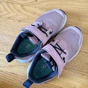 On Running Kids Sneakers in Light Pink and Gray
